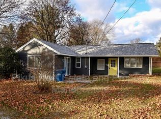 2227 Killian Rd, Akron, OH 44312