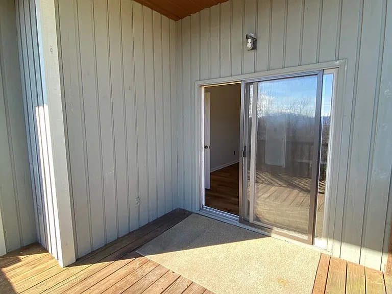 466 Windswept Dr — Photo 27
