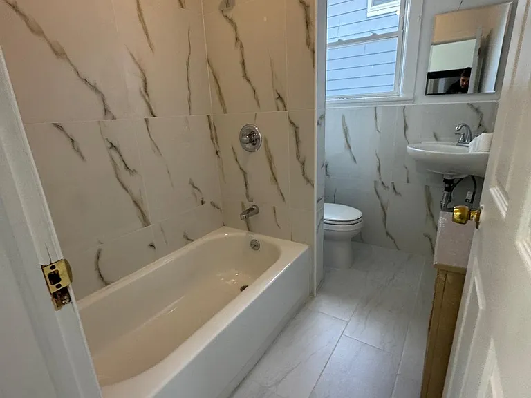 334 Midland Ave #2 — Photo 13