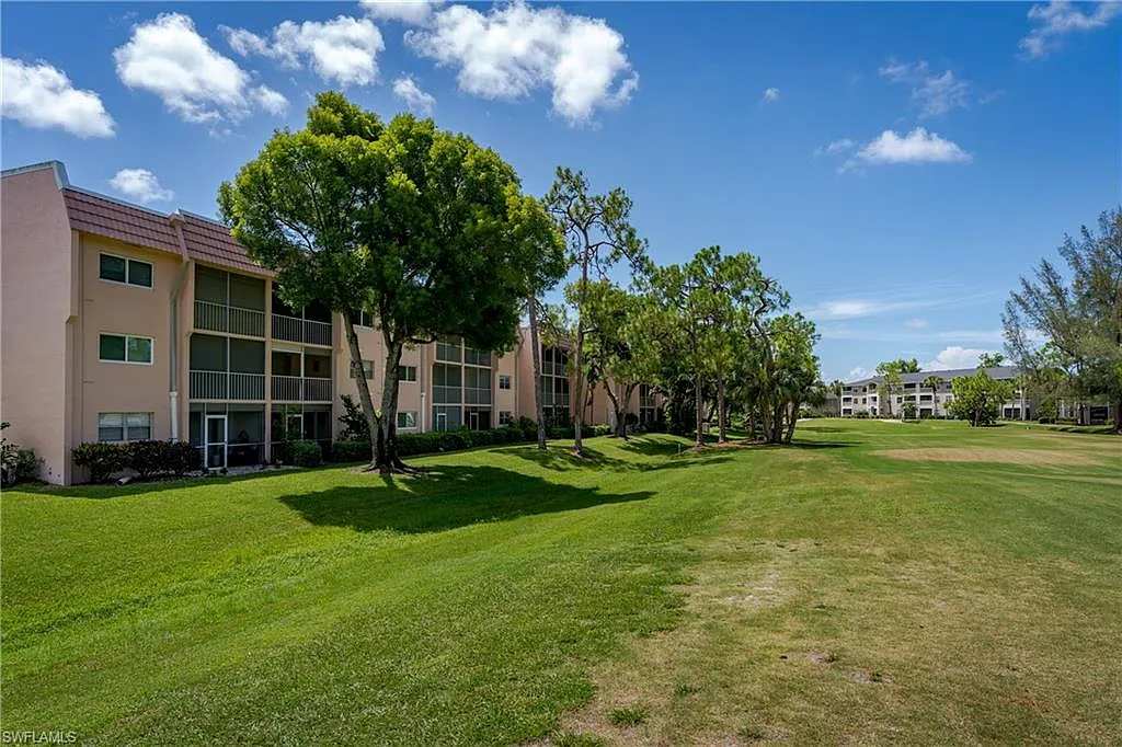2 bed, 2.0 bath, 842 sqft, $3,000 — Photo 4