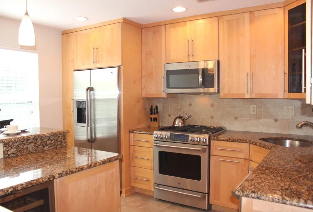 3 bed, 2.5 bath, 1890 sqft, $2,800 — Photo 4