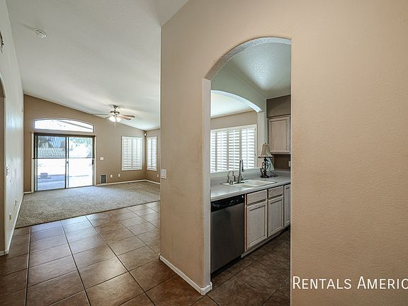 3rd image of 6958 W Juniper Ave