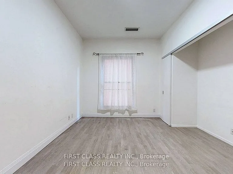 5 Saint Joseph St #412 — Photo 2