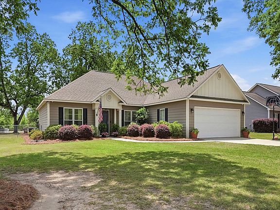 2nd image of 157 Wisteria Ln