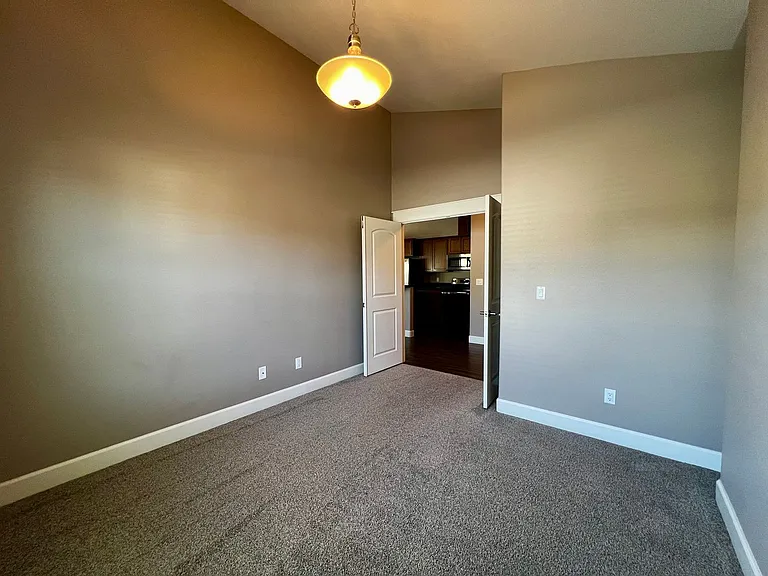 8819 Kail Dr — Photo 14