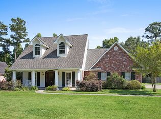 10409 Lone Pine Rd, Denham Springs, LA 70726