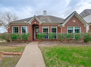 2041 Pembroke Bay Dr, League City, TX 77573