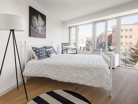 5th image of 448 W 167th St APT 4E