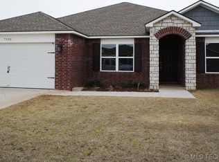 7508 E 160th St S, Bixby, OK 74008