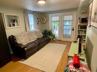 110 Sciarappa St #1R, Cambridge, MA 02141