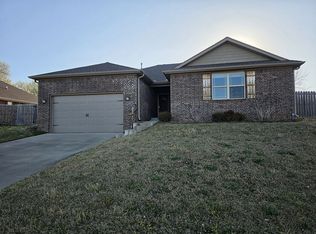 3209 Oglethorpe St, Springdale, AR 72764