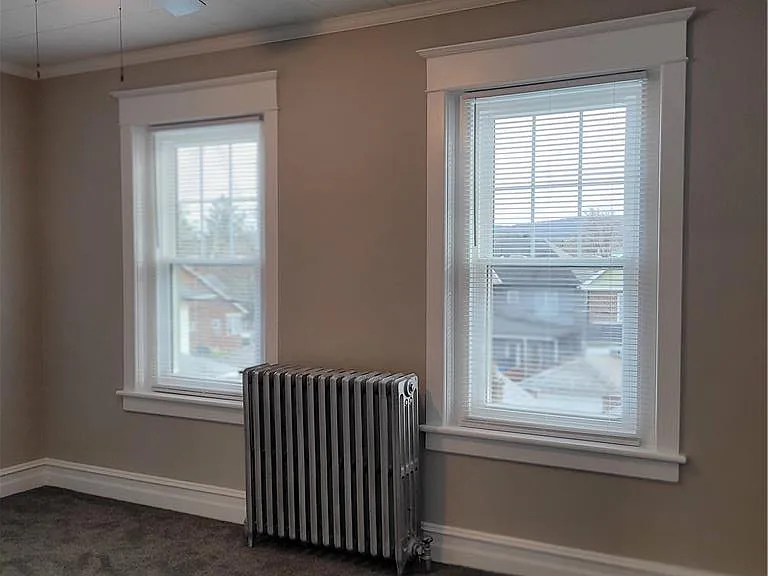 73 W Greenwich St — Photo 22