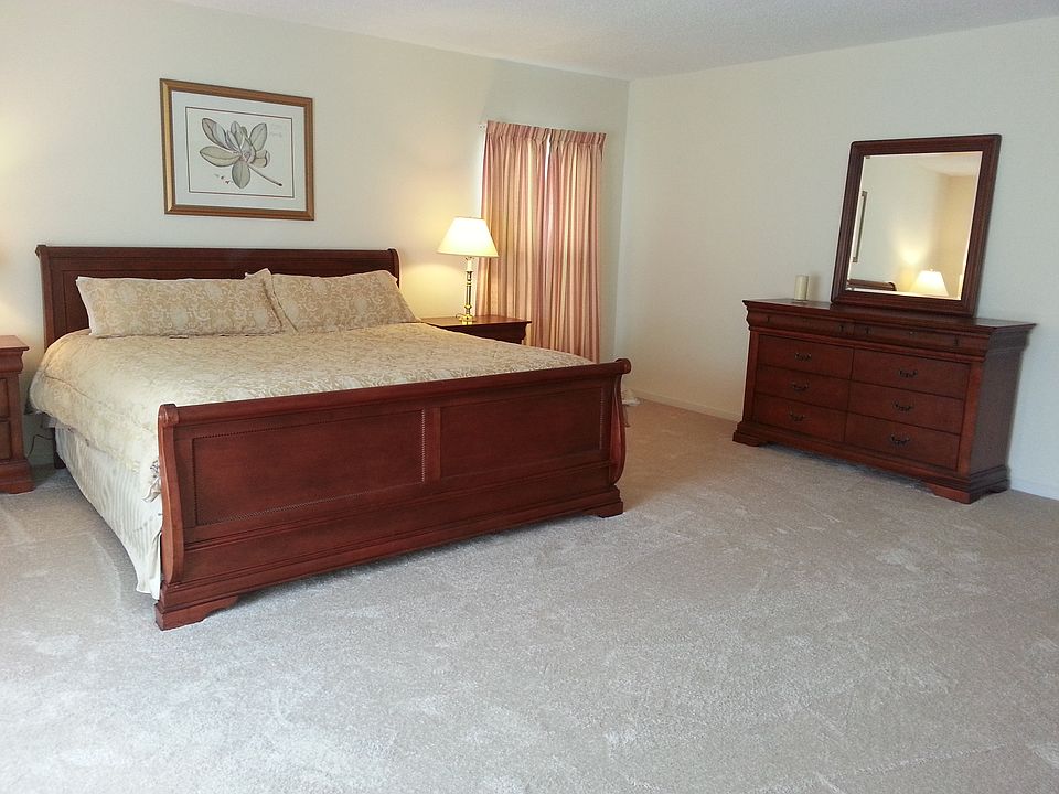 1st image of 10483 Windward Dr