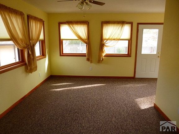 3rd image of 2421 Johnston Dr