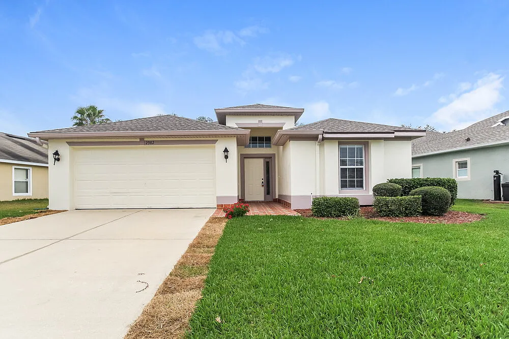 3 bed, 2.0 bath, 1894 sqft, $4,340 — Photo 1