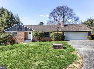 4858 Hawthorne Rd, Harrisburg, PA 17111