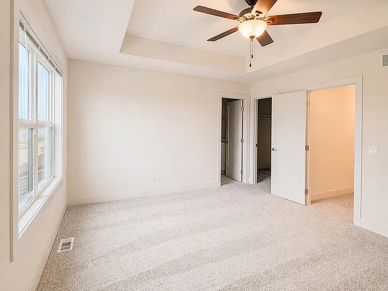 Hughes Century Crossing Townhomes — Photo 31
