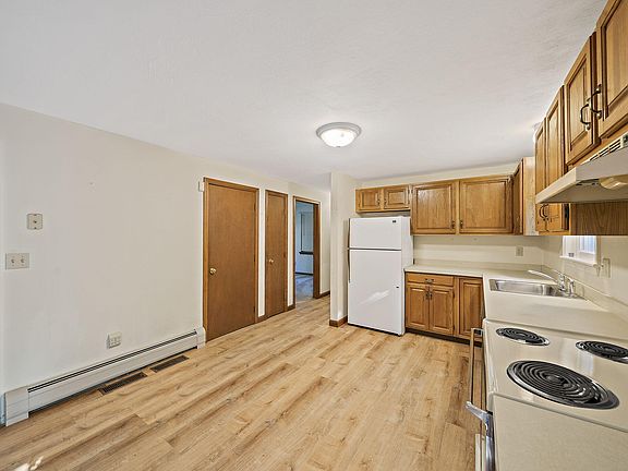 5th image of 20 Biscayne Drive