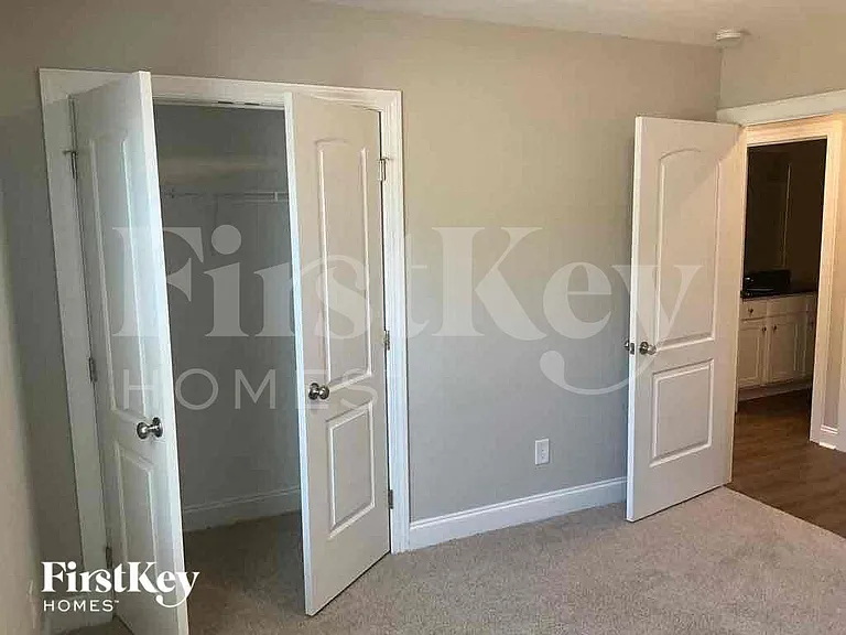 2047 Samantha Dr — Photo 21