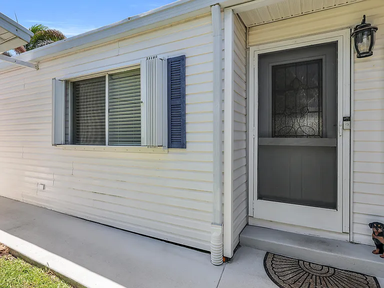 3416 Feriwinkle Ct — Photo 49