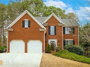 2238 Hillbriar Dr, Buford, GA 30518