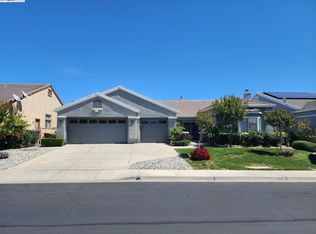 550 Central Park Pl, Brentwood, CA