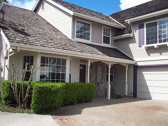 Pleanty of Parking, Room for RV or Boat