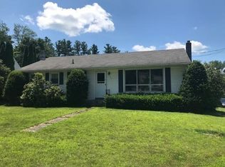 207 Main St, Sturbridge, MA 01566