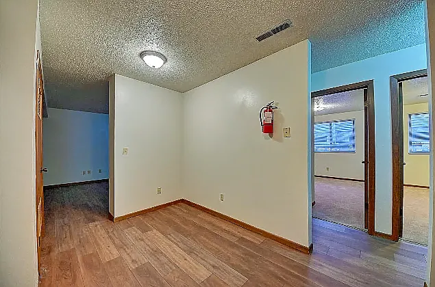 34 Lincoln Ave — Photo 16