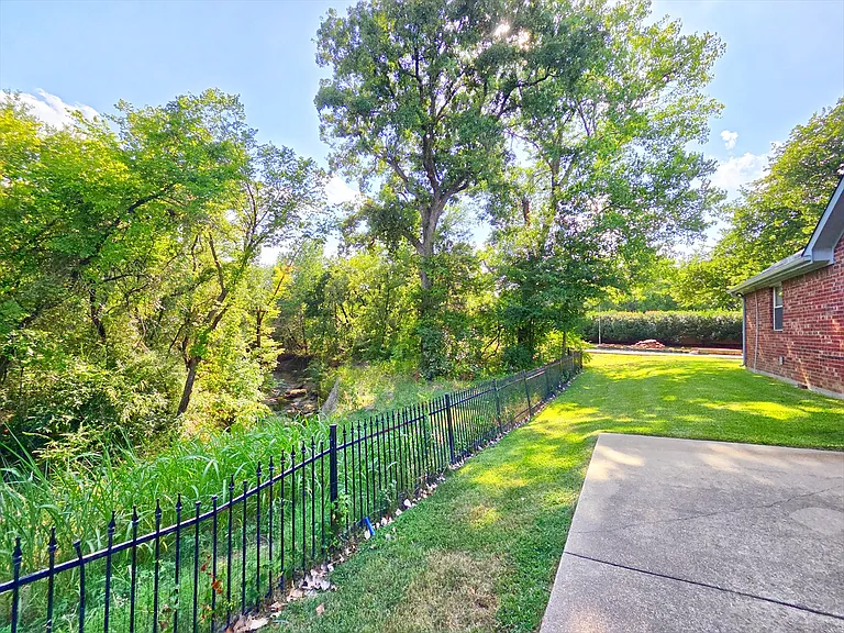 1601 Twilight Dr — Photo 27