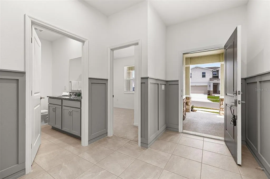 Building Photo - 1123 Patriot Loop