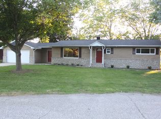 57943 Ball Dr, Elkhart, IN 46517
