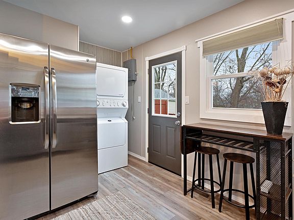 Kitchen and laundry