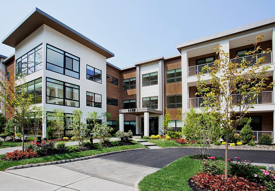 1177 @Greystone Building Exterior
