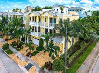 348 Elm St, Hollywood, FL 33019