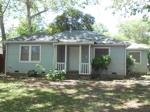 714 Loma St, Redding, CA 96003