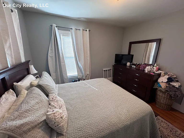 21 Westminster St — Photo 11