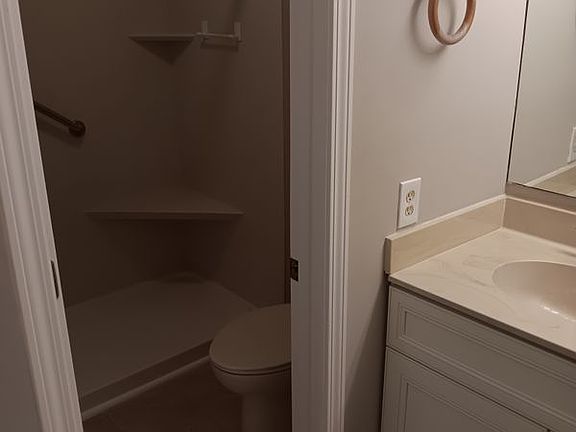 5th image of 425 Spauldingwood Rd