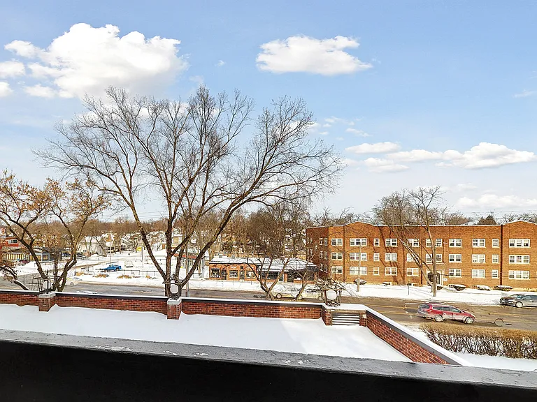 Ingersoll Towers — Photo 41