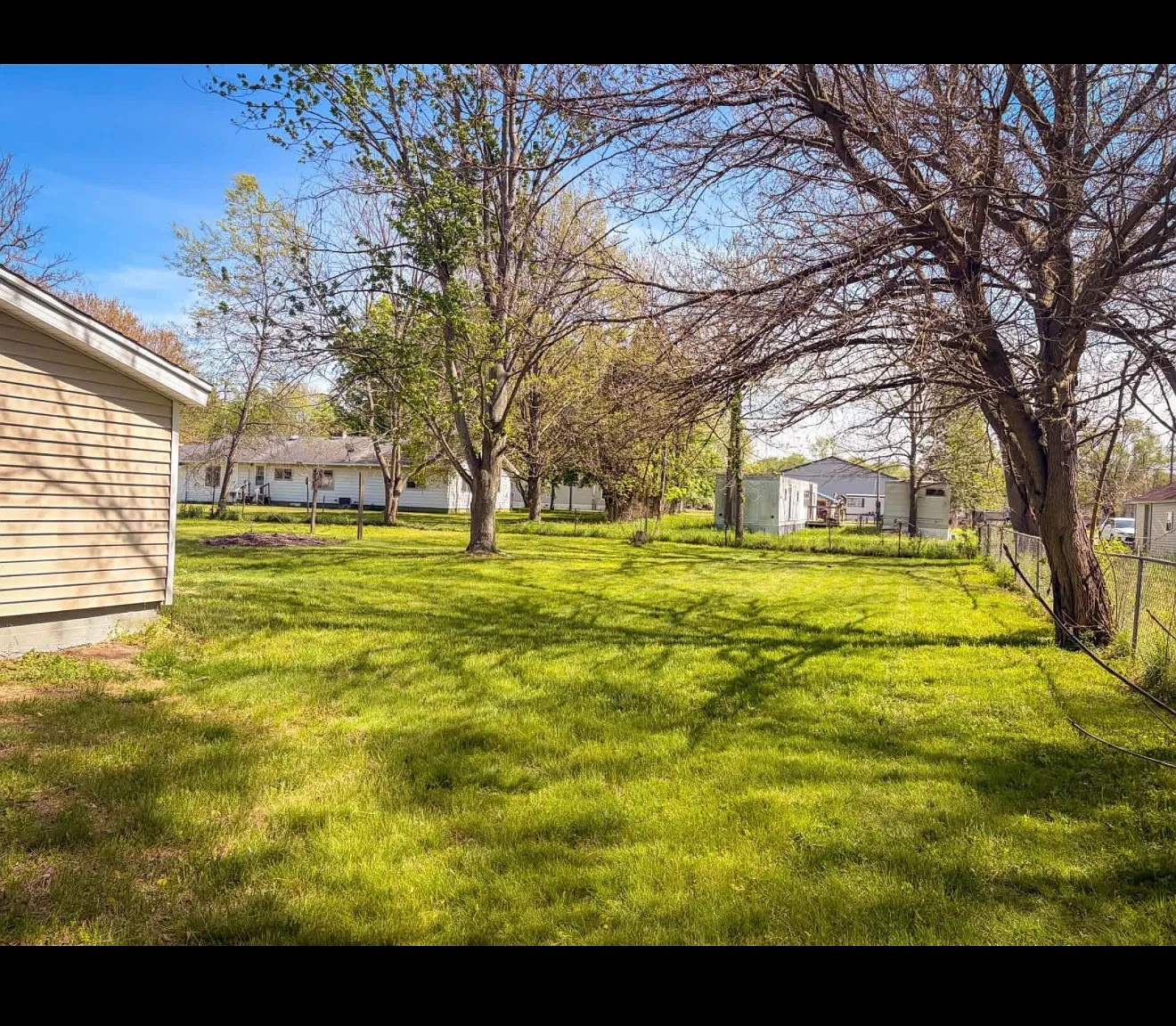 2 bed, 1022 sqft, $1,475 — Photo 3