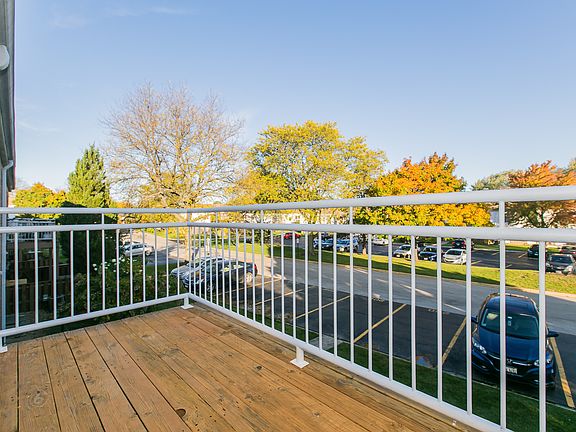 5th image of 4607 Kings Walk Dr APT 2D