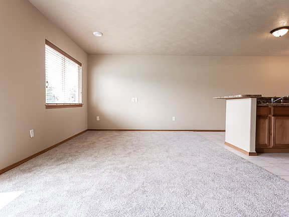 5th image of 3400 Platinum Point Pl #3629