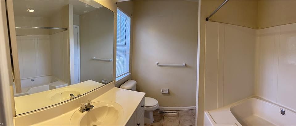 1st image of 929 Wyden Dr
