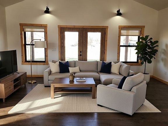 5th image of 25 Mary Kay Rd