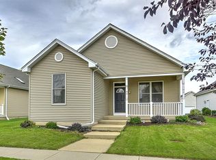 114 River Bend Dr, Genoa, IL 60135