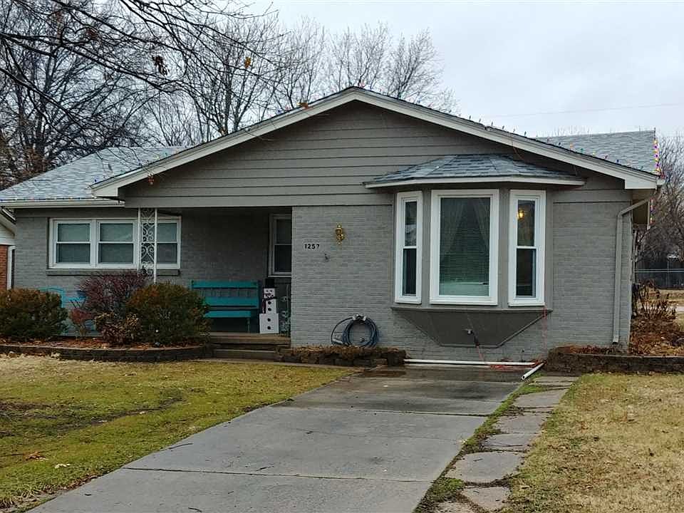 1st image of 1257 N Derby Ave