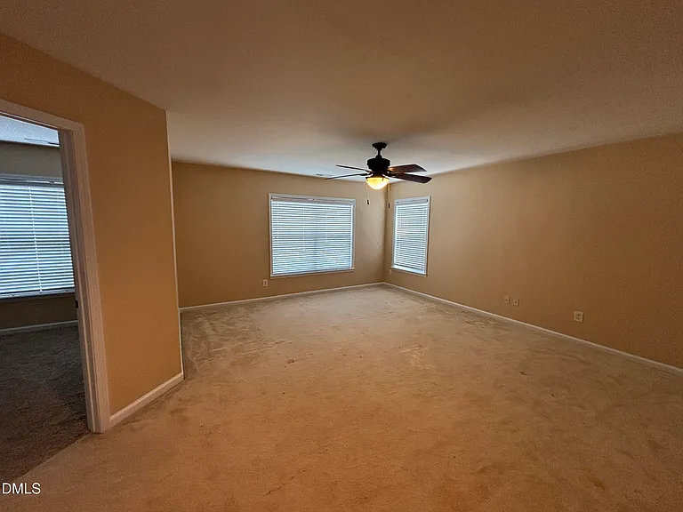 302 Lime Creek Ct — Photo 17