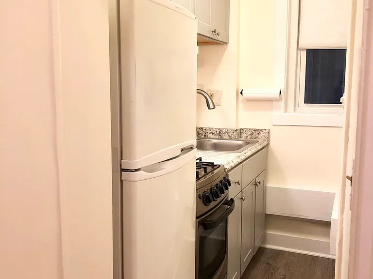 63 Burbank St #1 — Photo 1