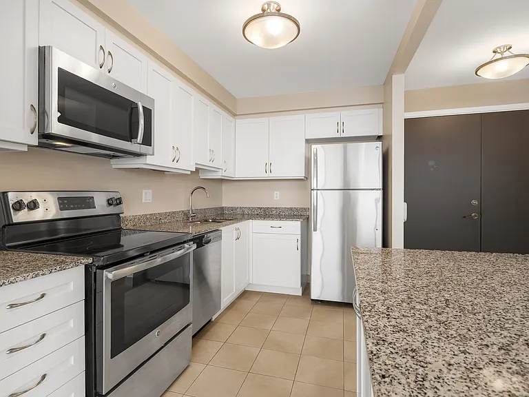111 Wurtemburg St — Photo 17