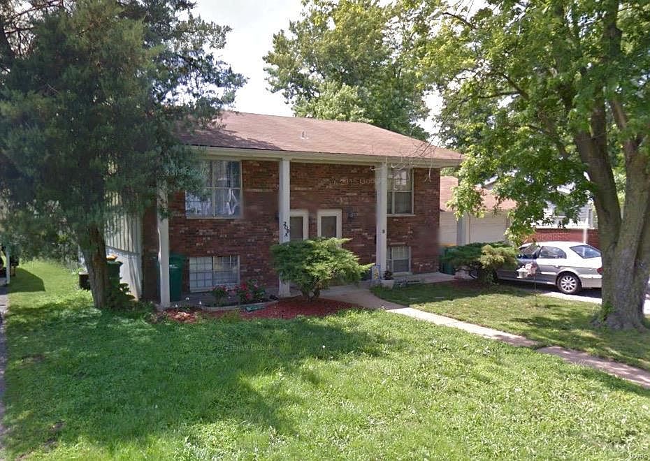 1st image of 209 Howard Dr #A